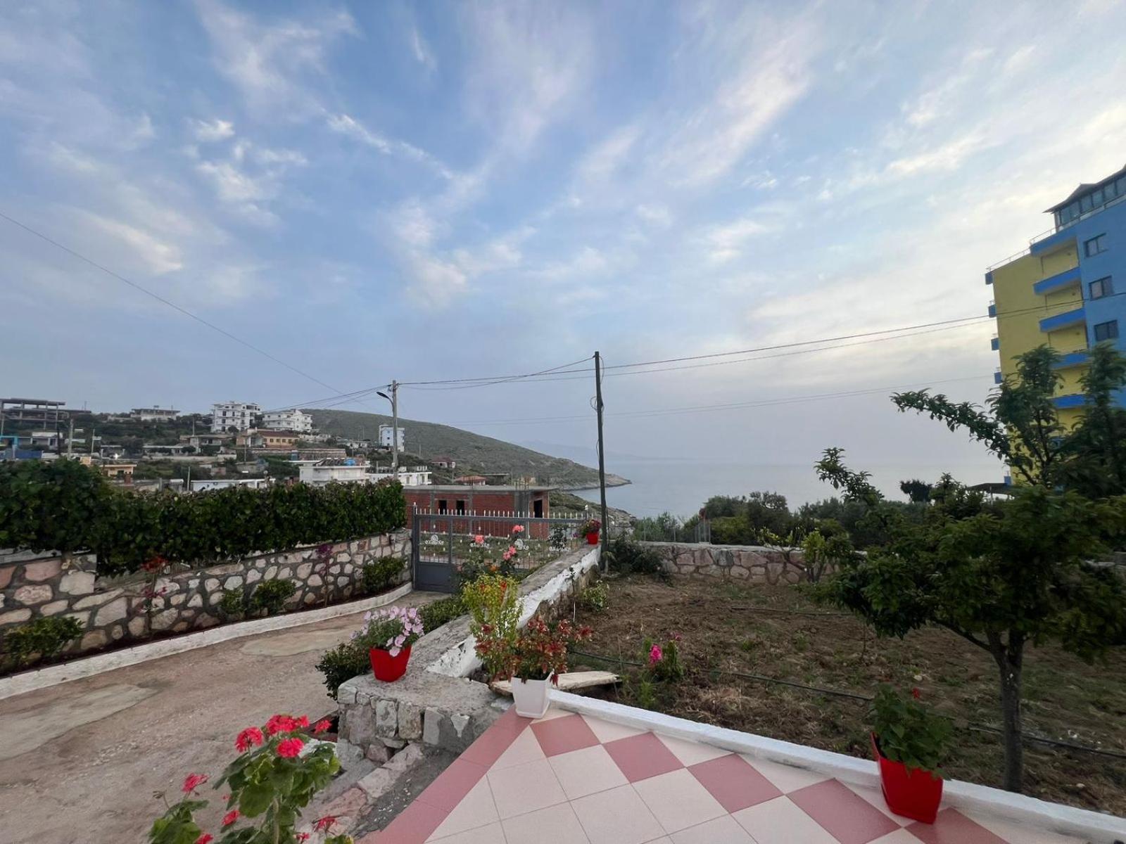 Teo Apartment Sarande Luaran gambar