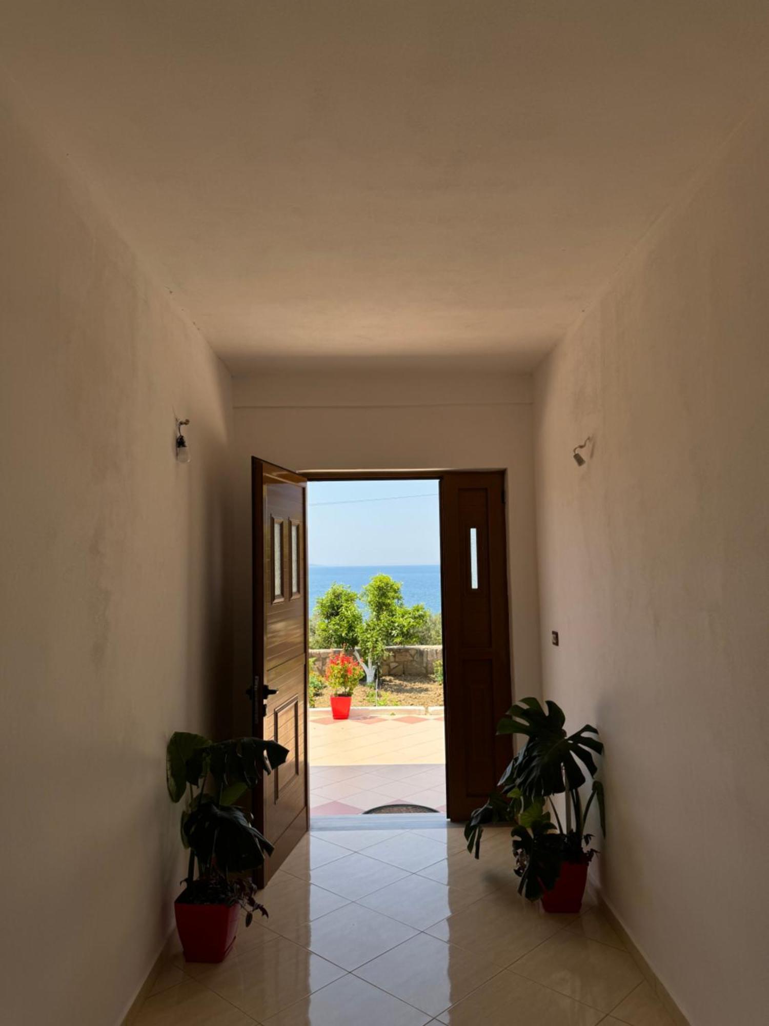 Teo Apartment Sarande Luaran gambar