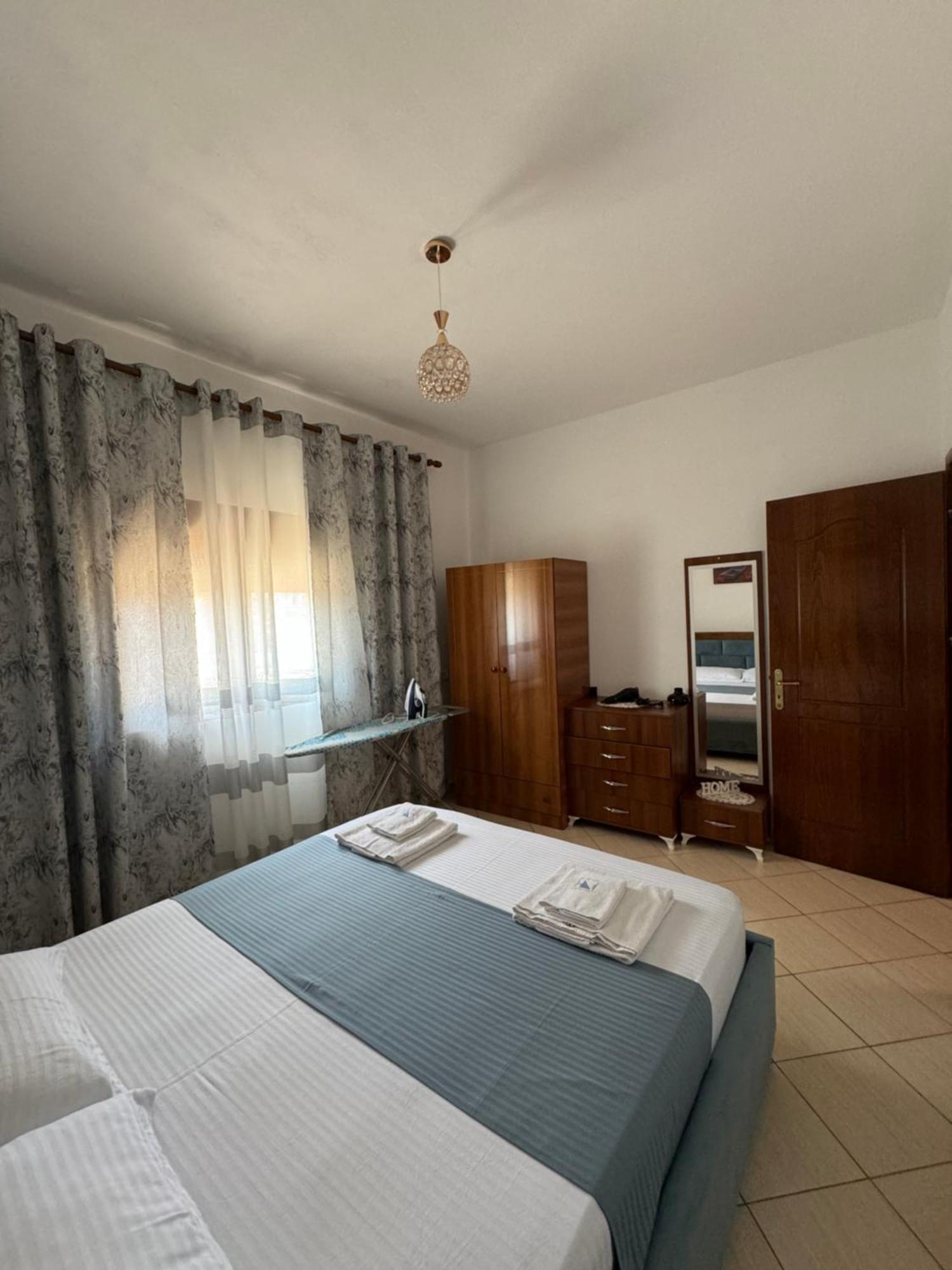 Teo Apartment Sarande Luaran gambar