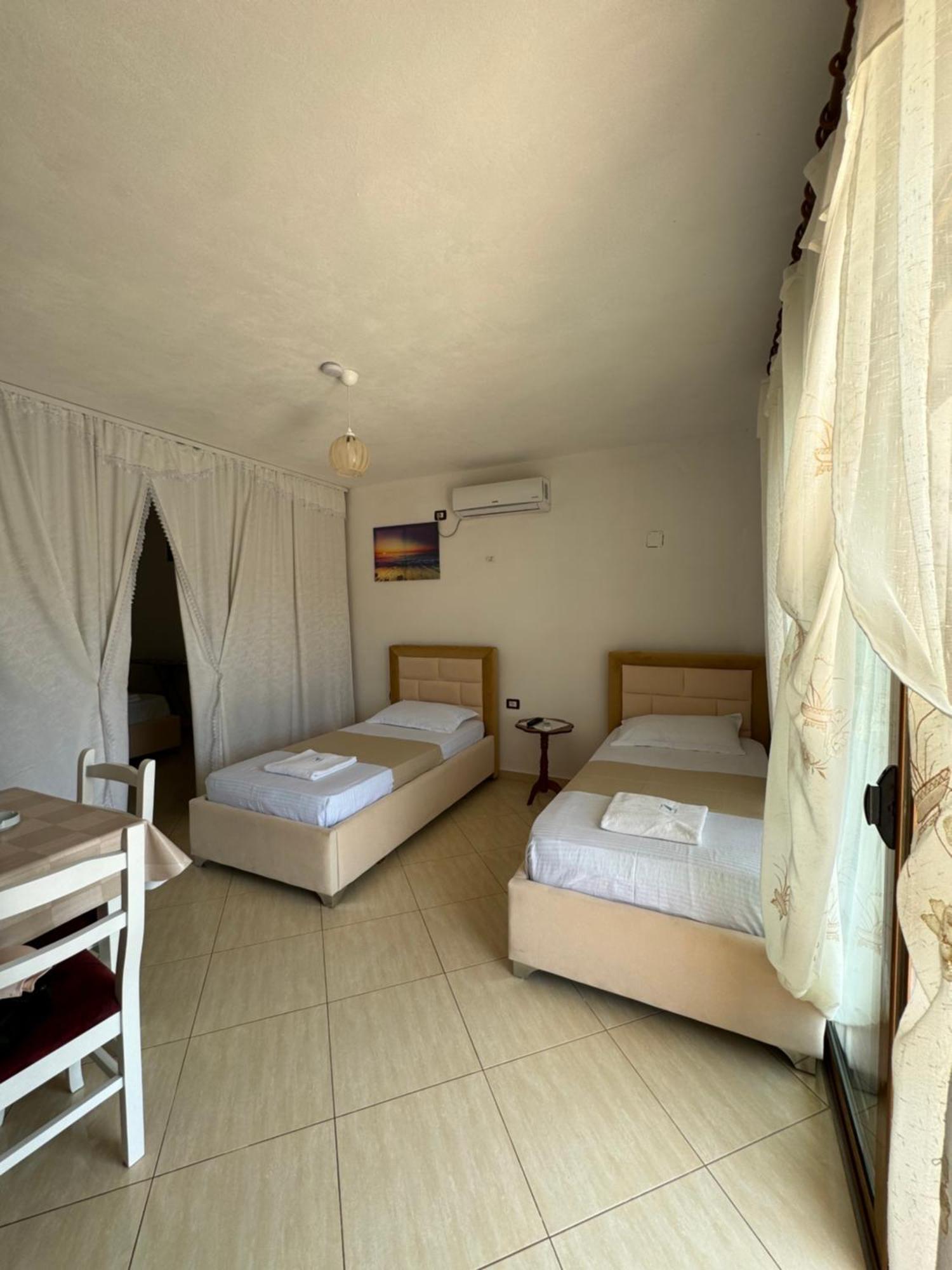 Teo Apartment Sarande Luaran gambar