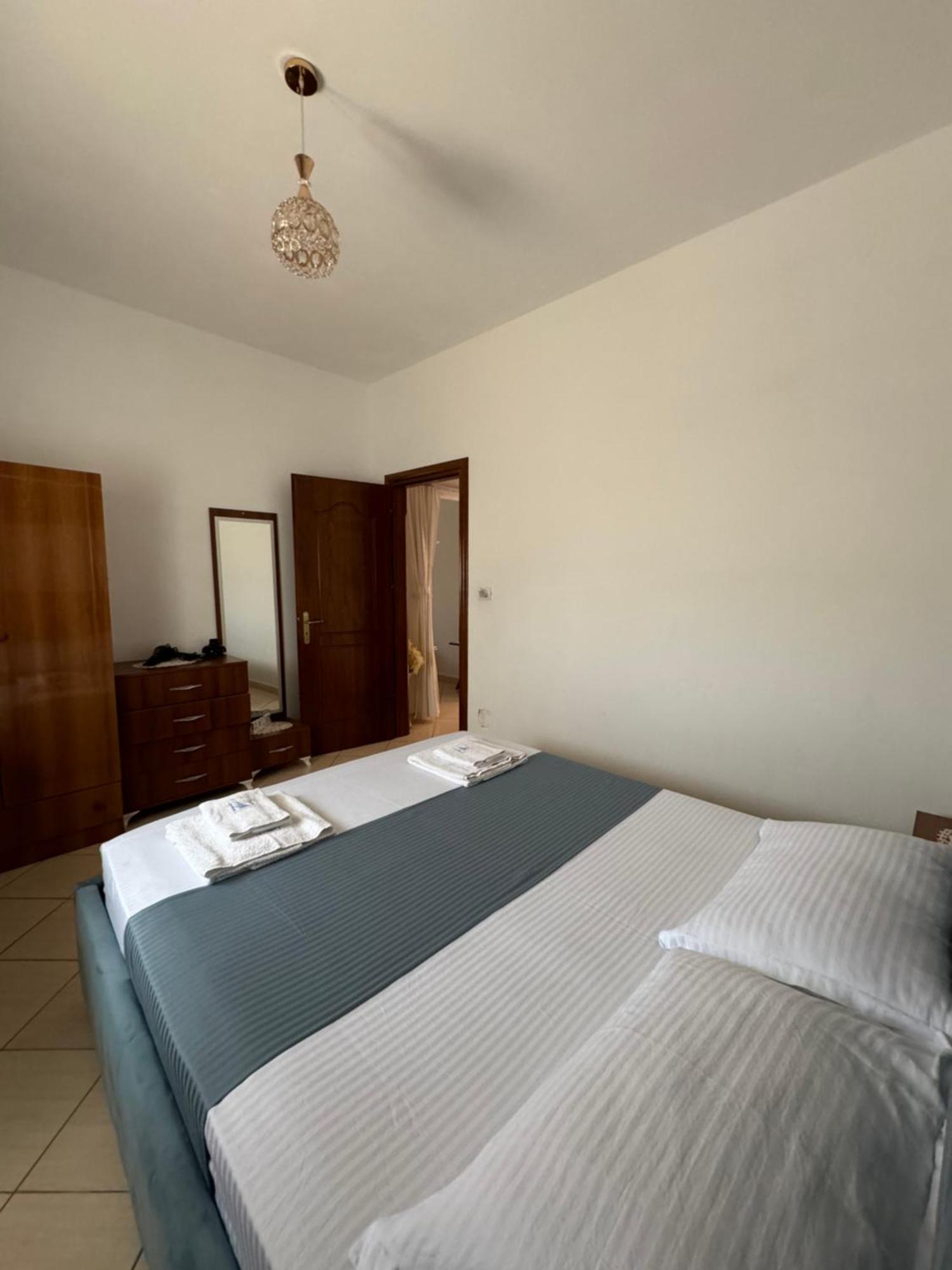 Teo Apartment Sarande Luaran gambar