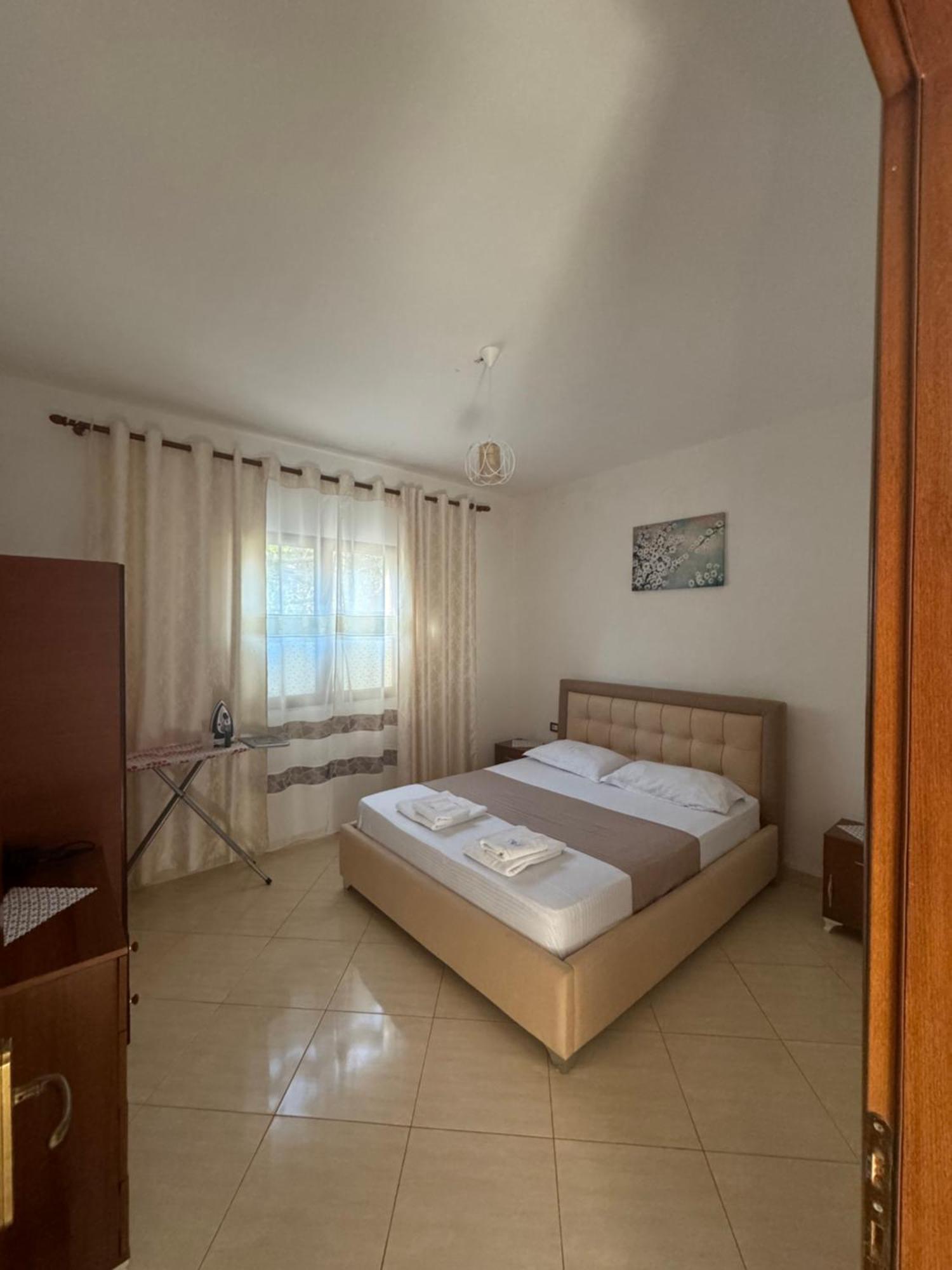 Teo Apartment Sarande Luaran gambar